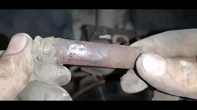 Устранение неприятных звуков в тормозной системе и замене колодок. смотреть онлайн