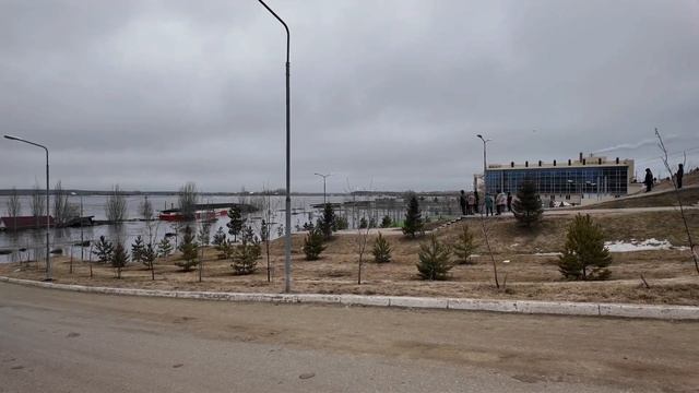 Костанай. Паводок. Набережная по Гашека. 7 апреля 2024 смотреть онлайн