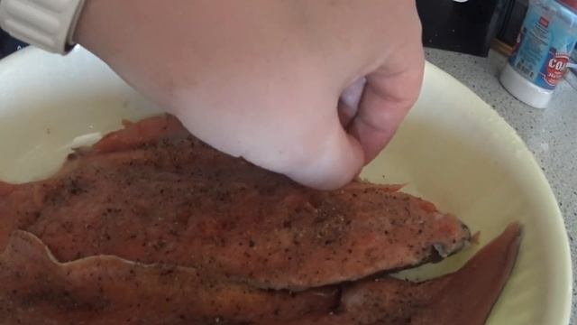 РЫБА КИТА В СМЕТАННОМ СОУСЕ / ГОТОВКА ПОШЛА НЕ ПО ПЛАНУ / РАЗРУГАЛИСЬ!!! Концовка Убила)))Часть1 смотреть онлайн