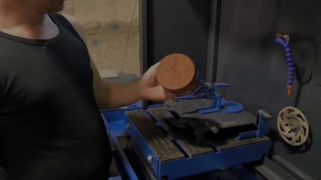 Станок для изготовления фигурного кирпича. Полный обзор!!! смотреть онлайн