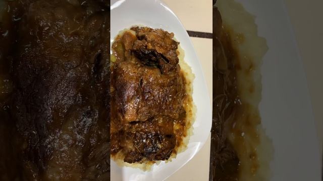 BEEF SHORT RIBS WITH MASHED POTATOES 🎲🎲 смотреть онлайн