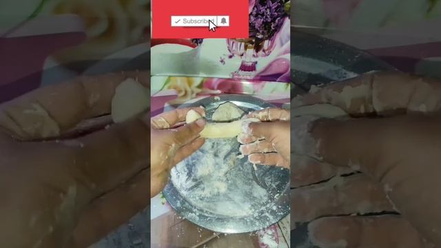 Donut🍩bina yeast k ghr pr banye jo khane m fluffy and tasty hoo😃😃#shorts#allrounder смотреть онлайн
