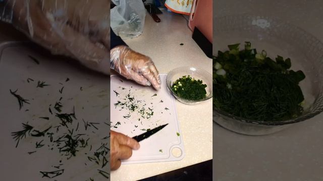 Зелёный борщ из крапивы смотреть онлайн