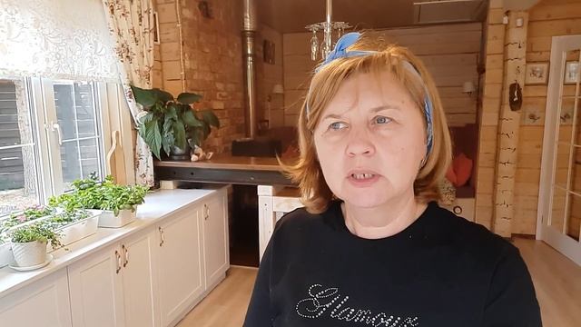 Рассада цветов переезжает на дачу. Можно сделать салат из своей зелени смотреть онлайн