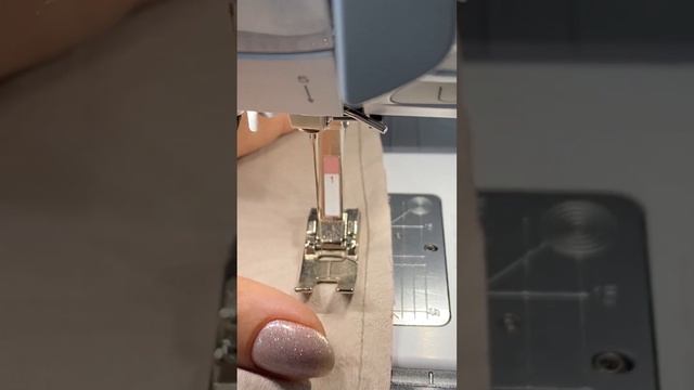 Ровная двойная подгибка #sewing #шитьедляначинающих #diy #шитье смотреть онлайн