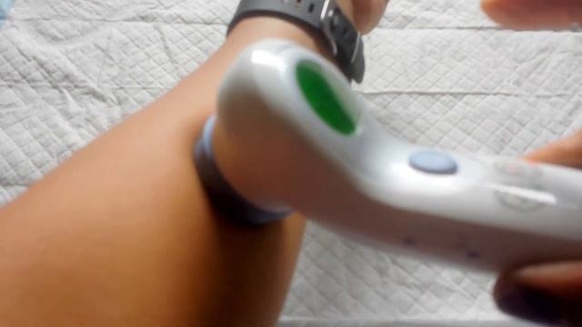 Unboxing and Review Braun No touch + forehead thermometer - Influenster смотреть онлайн