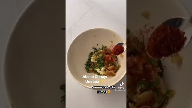 Sarımsaklı Çıtır Ekmek смотреть онлайн