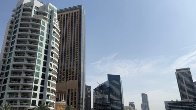 Дубай 🇦🇪 [4К] Дубай Марина, прогулка на катере по каналу. смотреть онлайн