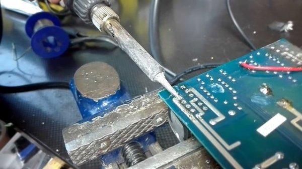 Naprawa kolumny Behringer B300