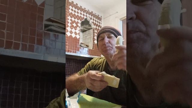 На десерт пломбир ванильный и банан. смотреть онлайн