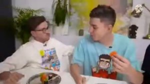 А4 МУД( БОЛЬШОЙ, СРЕДНИЙ ИЛИ МАЛЕНЬКИЙ СОУС)