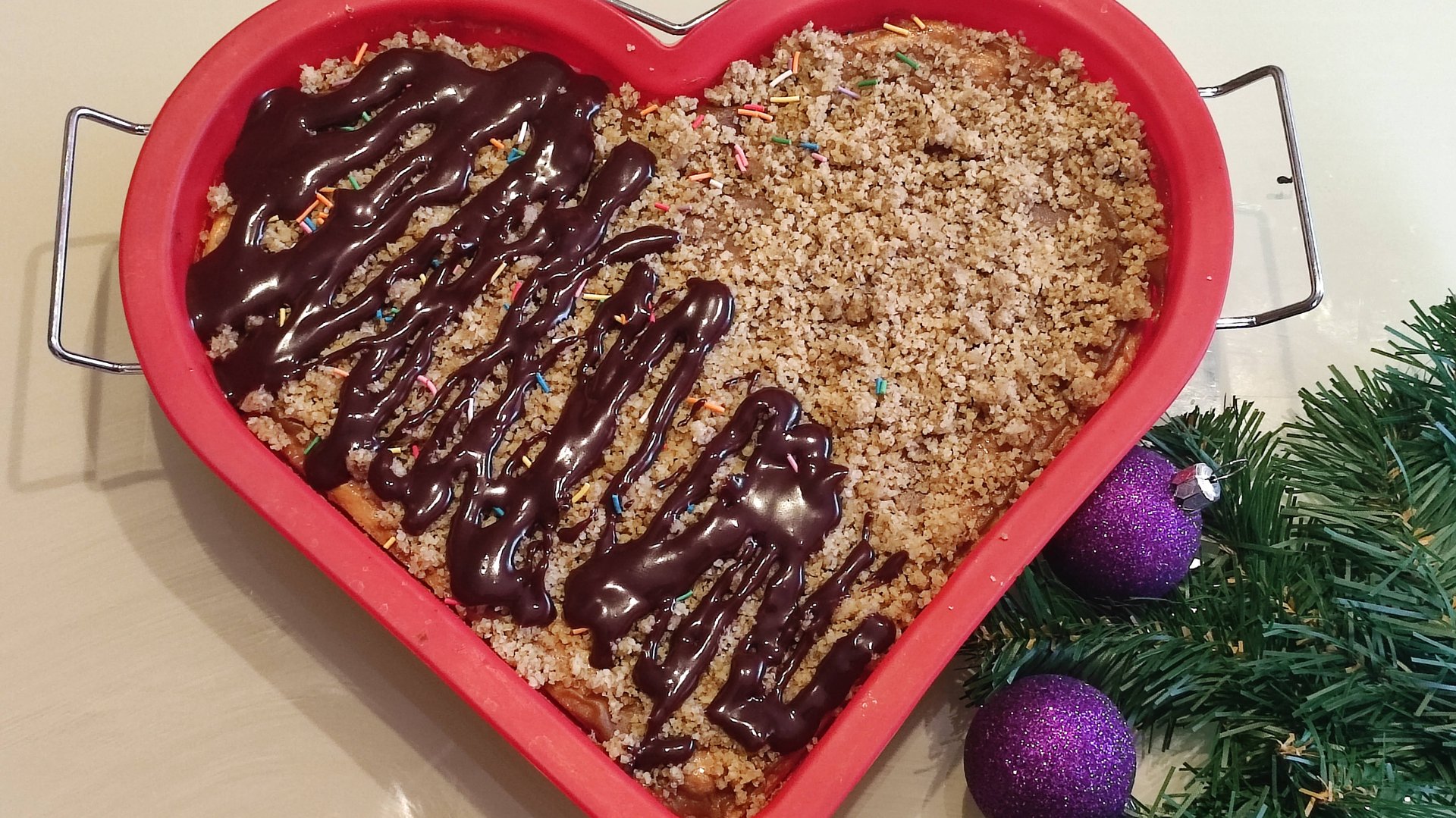 СУПЕР КУХНЯ! Творожная запеканка с фруктовой заливкой. Низкокалорийная. просто объедение! смотреть онлайн