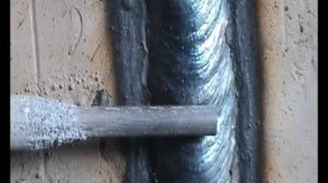 Зачем новичку учиться варить вертикал на тонком металле сверху вниз. А сравним скорость