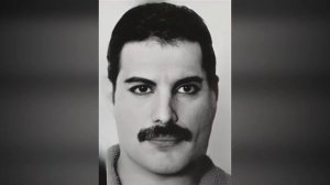 Ожившие фотографии Фредди Меркьюри при помощи нейросетей