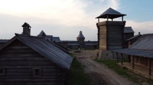 Деревянная крепость в старорусском стиле