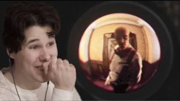 КТО ТО СТОИТ ЗА ДВЕРЬЮ ПУСТОГО ОТЕЛЯ At Dead Of Night #1 ПРОХОЖДЕНИЕ смотреть онлайн