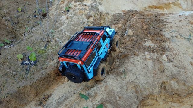 MJX H8H DEFENDER 1/8 первый выезд смотреть онлайн