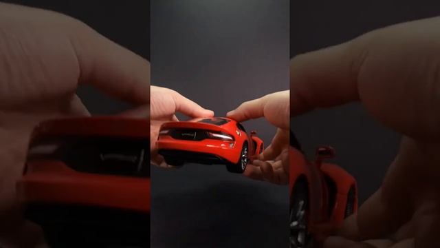 Dodge viper #scalereview #modelcars #cars #diecastcars #luxurycars #car #carporn #dodge #viper смотреть онлайн