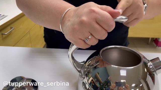 Чайник От шефа Tupperware смотреть онлайн