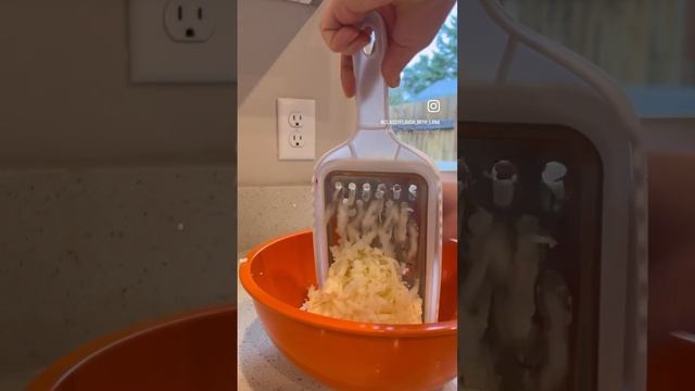 Shuba Salad #shuba #salad #food #video #shortsvideo #viral #shorts #reels #recipe #love #dinner смотреть онлайн