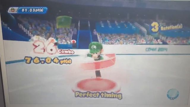 Luigi Actually Tried the Figure Skating Singles Activity As Well!! смотреть онлайн