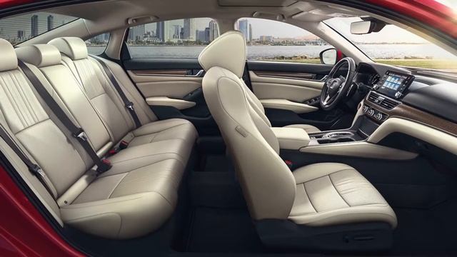 Comparing the 2018 Honda Accord in College Station to the Camry смотреть онлайн