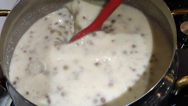 Fərqli şorba Resepti - YAŞIL MƏRCİMƏK ŞORBASI - Arpa şehriyeli Mərci şorbası