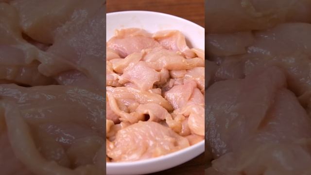 Chicken Broccoli Stir Fry - Juicy chicken with garlic ginger sauce! смотреть онлайн