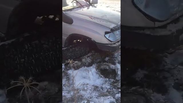 Прокатились по полю на Land Cruiser 105. смотреть онлайн