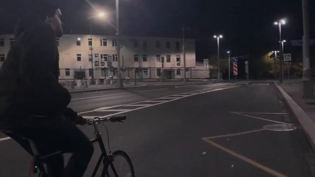 Night Ride (low light cycling, moscow) смотреть онлайн