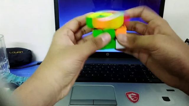 When You Get an Easy 3X3 Scramble смотреть онлайн