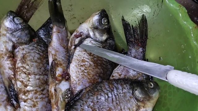 Жареная рыбка без муки. смотреть онлайн