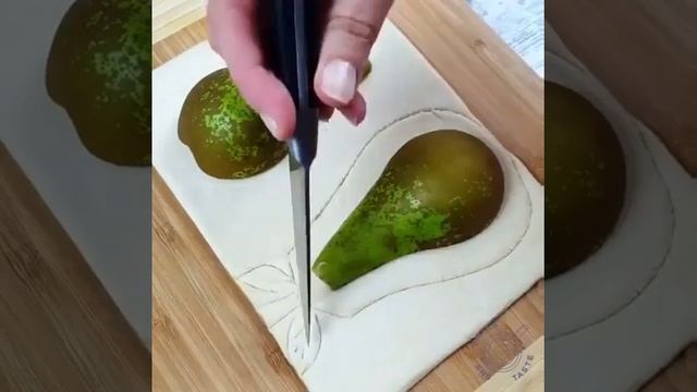 Груши в слоеном тесте смотреть онлайн