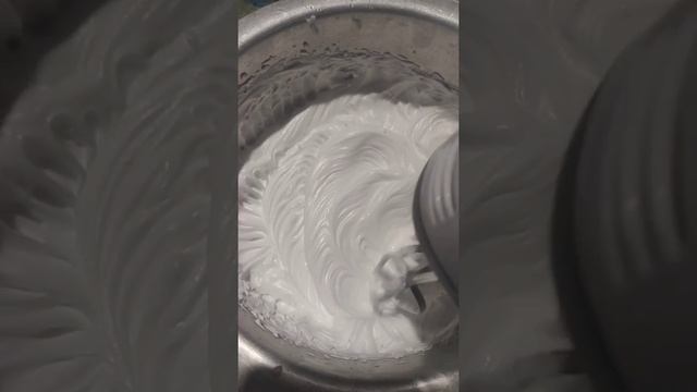 whipped cream смотреть онлайн