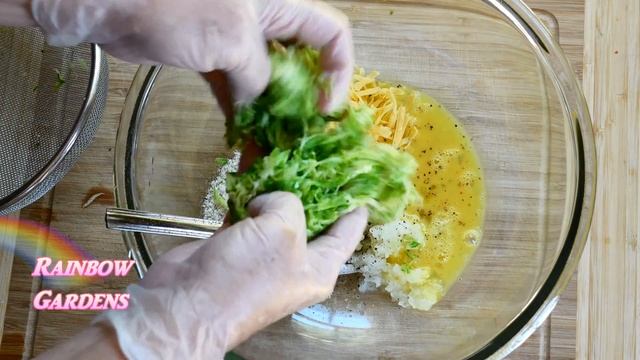 Zucchini Tots! Delicious, Family Friendly, and Healthy too! Zucchini Harvest & Recipe смотреть онлайн