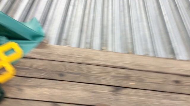 Мы приехали кататься на тюбингах в Гришкино. И ещё продолжения не будет смотреть онлайн