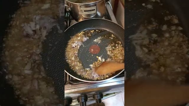 Creamy Chicken Mushroom #foodie #wifeduties #ta'shansound смотреть онлайн