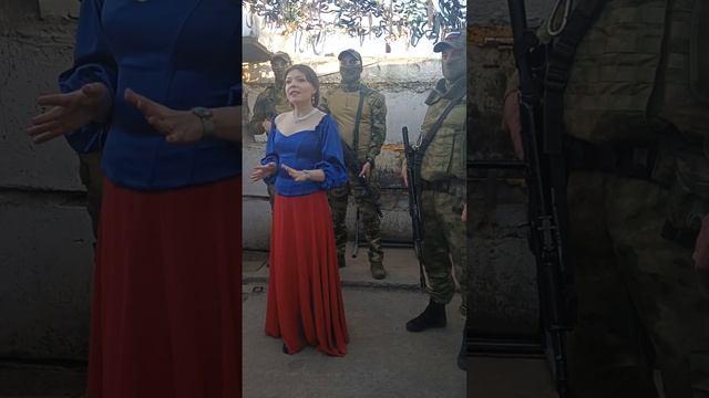 БЛОКПОСТ. РОСГВАРДИЯ. ПЕСНЯ "Живи". Екатерина Минсафина смотреть онлайн