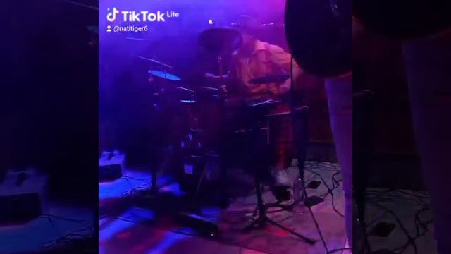 играю в кайф🤘 смотреть онлайн