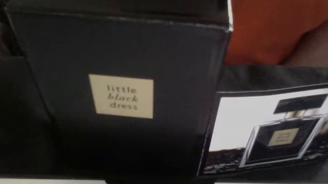 Little Black Dress Scented Sample Card 1 .25 From Avon смотреть онлайн