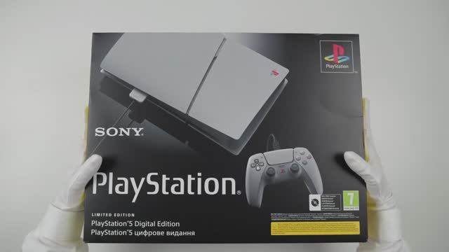 Юбилейная версия PS5 Slim Limited Edition 30th Anniversary