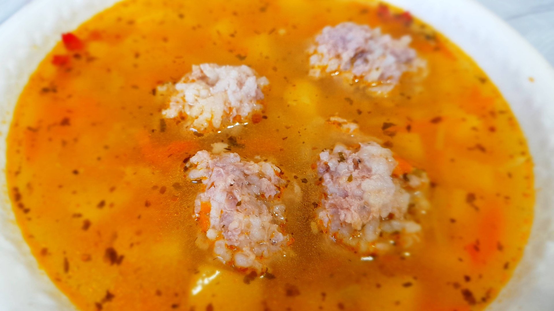 Суп со свинными тефтелями смотреть онлайн