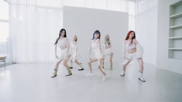 LE SSERAFIM - 'SMART' dance practice mirrored