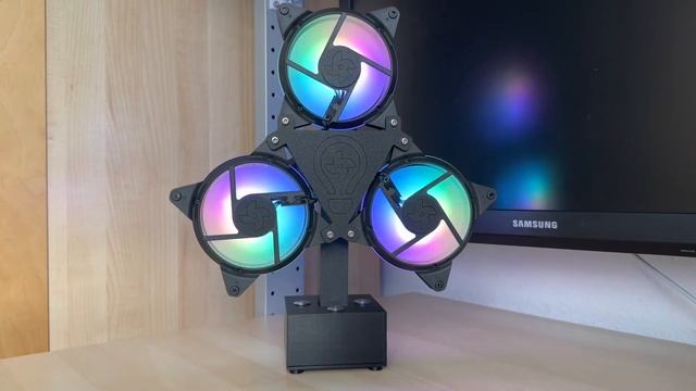 3 x 120mm Arduino controlled RGB LED fan holder смотреть онлайн