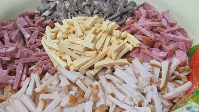 Salat. Zakaz olamiz. #хитпродаж #салаты #назаказ #chef #кулинарныйблог #вкуснаяеда #мужскойкаприз смотреть онлайн