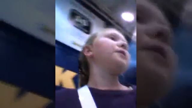 Иду из икеи,,Хочу кексы и бегу!! смотреть онлайн