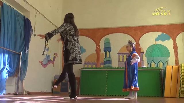 Жить, танцуя, вопреки обстоятельствам смотреть онлайн