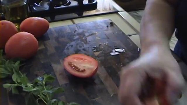 TOMATO SALAD WITH OREGANO (Insalata di Pomodoro e Oregano) смотреть онлайн
