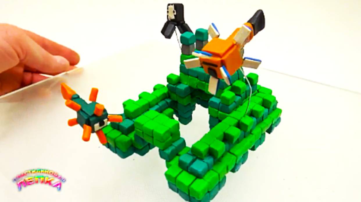 ПОДВОДНАЯ КРЕПОСТЬ MINECRAFT - Лепим из Пластилина смотреть онлайн