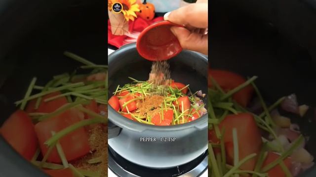 Tomato sauce recipe #tomatosoup #indiansoup #easyrecipe #soup #vegsouprecipe смотреть онлайн